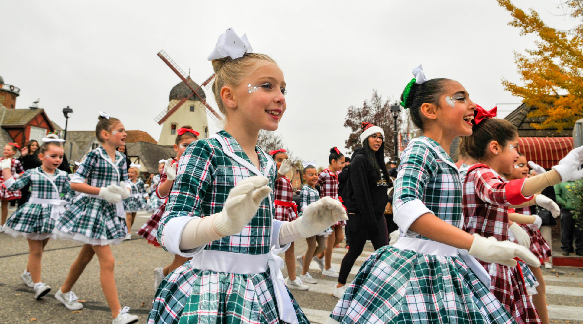 120421 Solvang parade 23.JPG